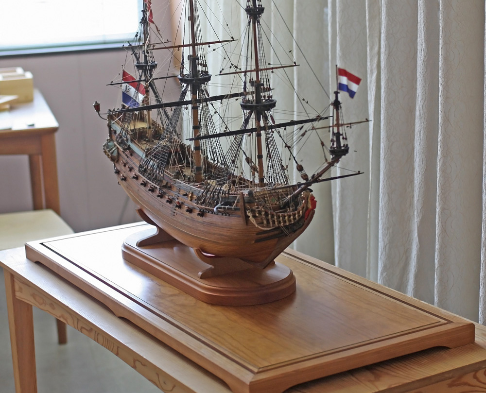Sailing ship model Display Stand
