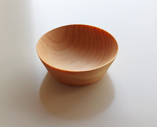 木工旋盤で作った小皿