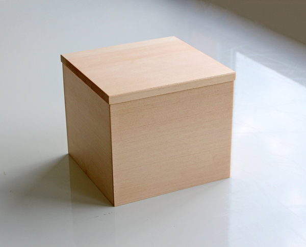 木曽ヒノキの箱