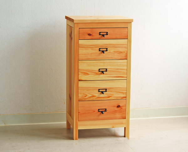 5段引き出しのチェスト