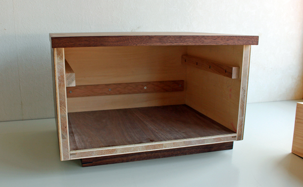 ネコハウス本体