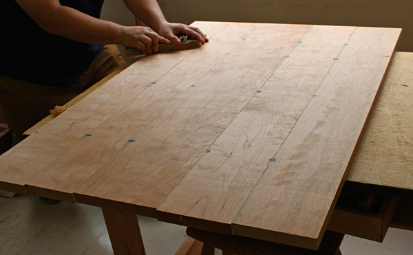 甲板のカンナ仕上げ